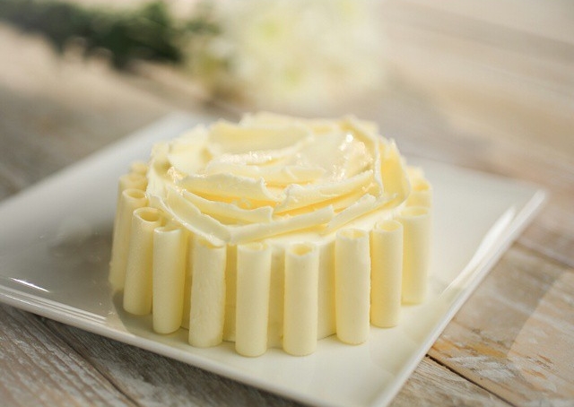 mucha leche aristocrat