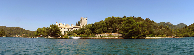 3 Gorgeous European City Secrets to Discover 2 Expedia 3 Gorgeous European City Secrets to Discover Dubrovnik Edinburgh Madrid