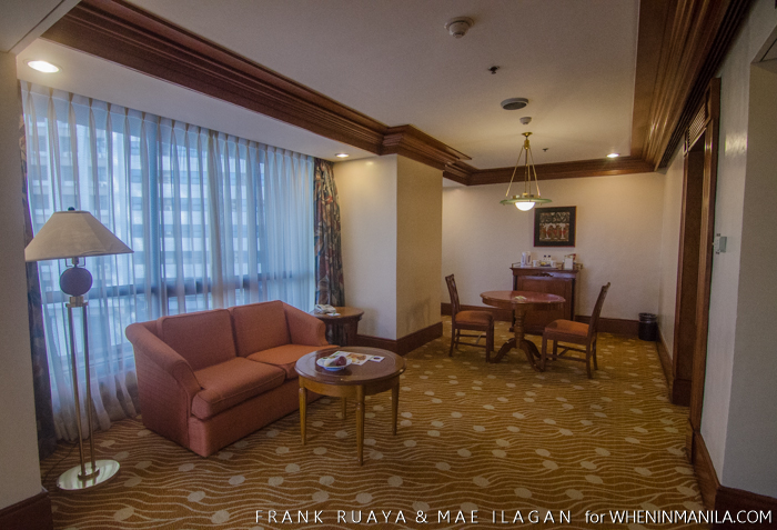 Holiday Inn Galleria Manila When in Manila Frank Ruaya Mae Ilagan  (4 of 45)