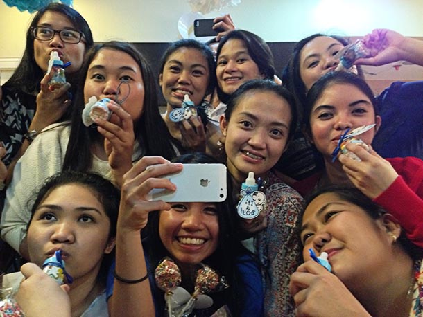 Satisfy Your Hunger Pangs with Hungry Thoughts Party Trays! 3 hungry-thoughts-ph-party-trays-3