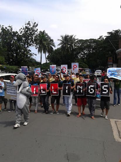 Filipinos Join Japanese People in Condemning Taiji Dolphin Slaughter