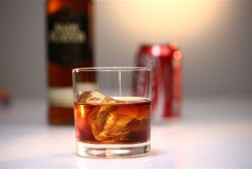 Andy Player Whiskey Coleen Garcia 10 Whiskey-Based Mixers Recipes How To Make Them