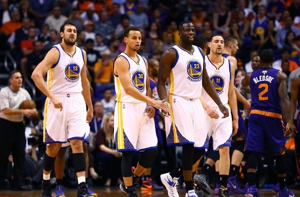 Warriors Breeze Past Nuggets; Ties NBA's Best Opening Record 1 GSW