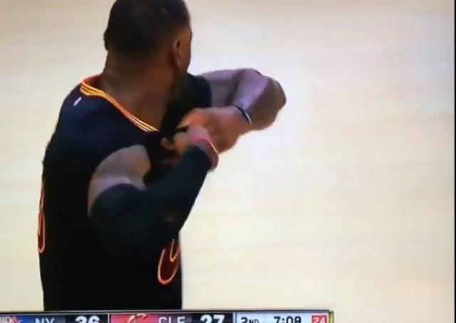 Lebron james cavs sleeved jersey sale