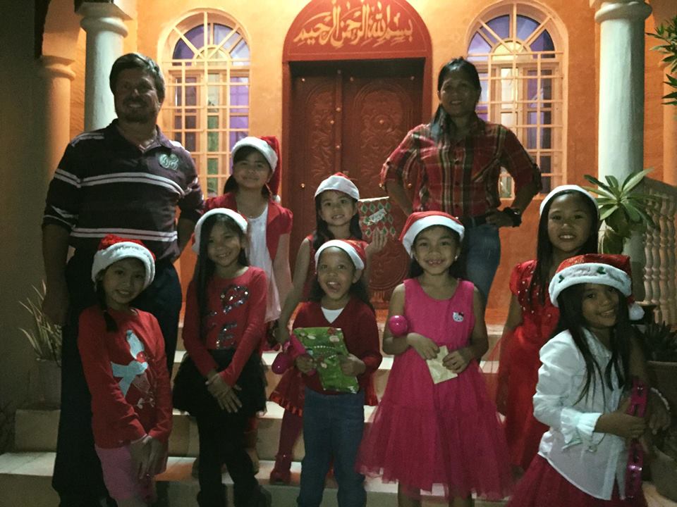 #THROWBACK: Christmas Caroling in the Middle East
