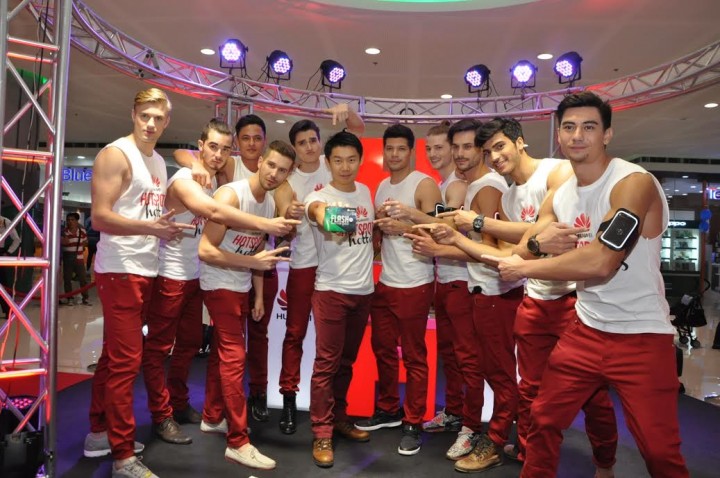 Find a #HotspotHottie, Get Connected. 4 Spot a #HotspotHottie and get connected