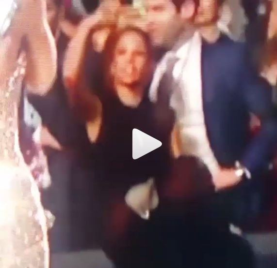 Miss Universe staff asking miss colombia