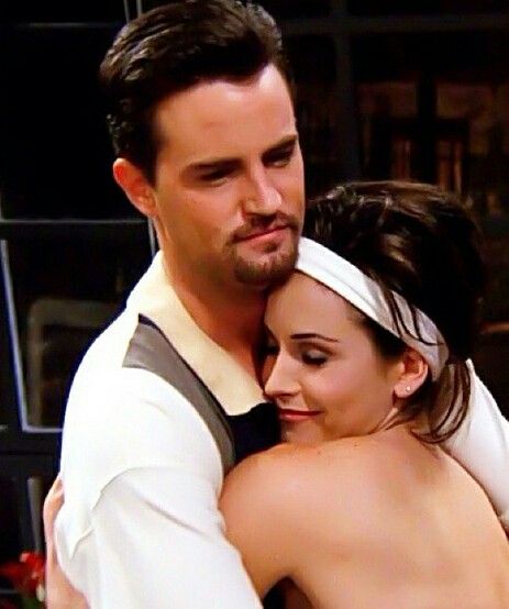 chandler and monica (01)