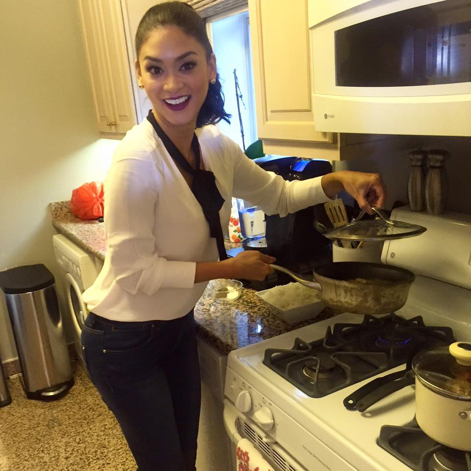 Pia Wurtzbach Cooks for First Time in Miss Universe Apartment, Netizens