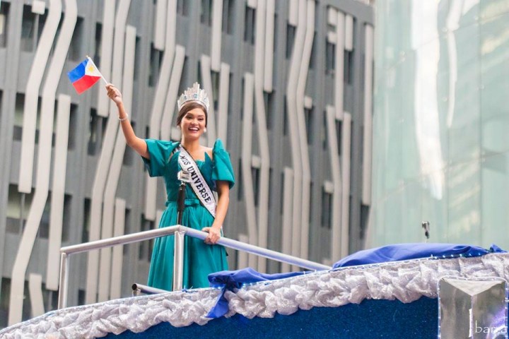 grand homecoming parade of Miss Universe 2015, Pia Alonzo Wurtzbach at Ayala Avenue 10