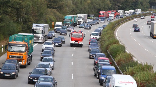 rettungsgasse-100_v-TeaserAufmacher