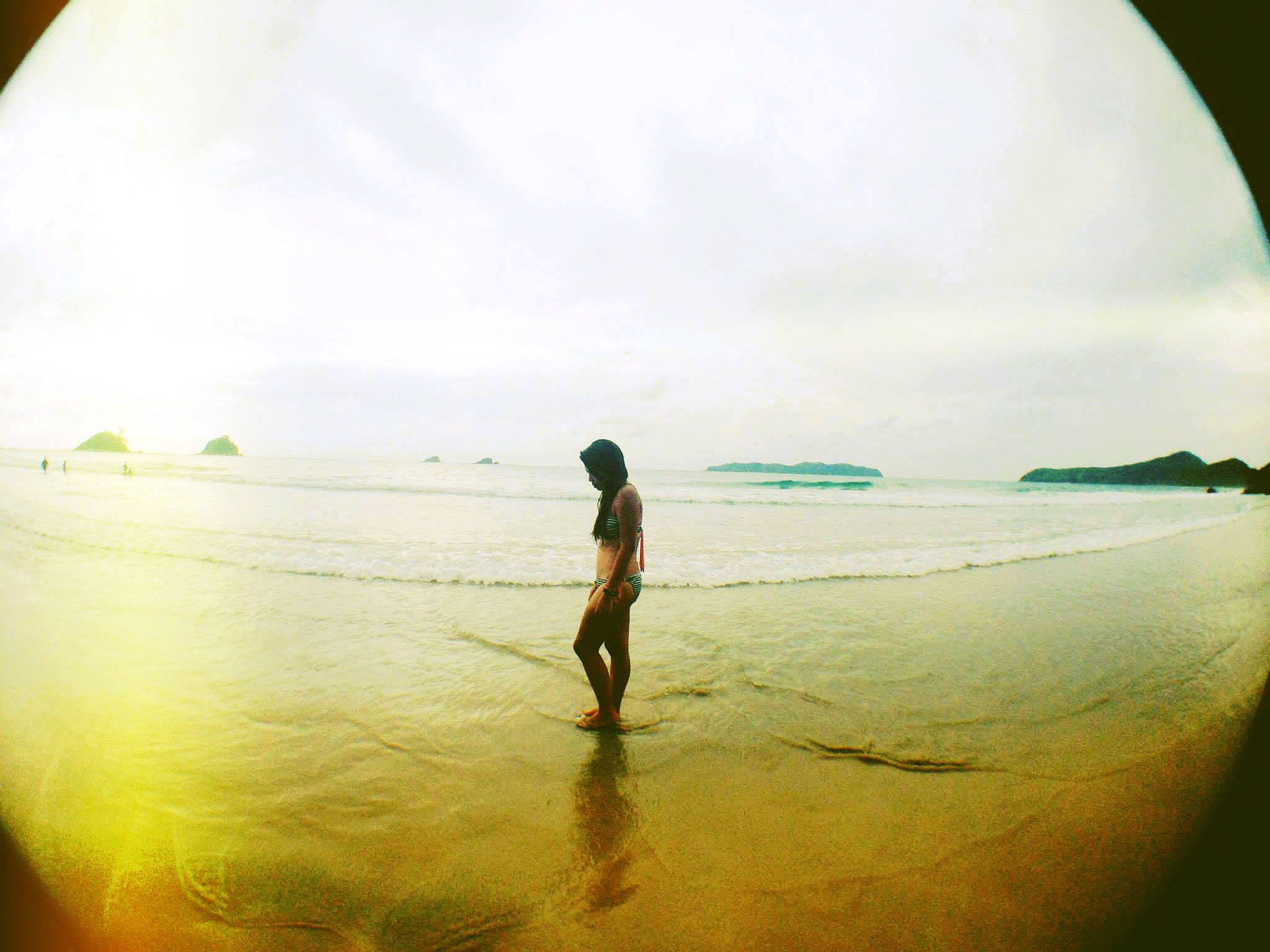 8 Quotes that Perfectly Explain Your Insatiable Love for the Ocean Nicole Villaluz