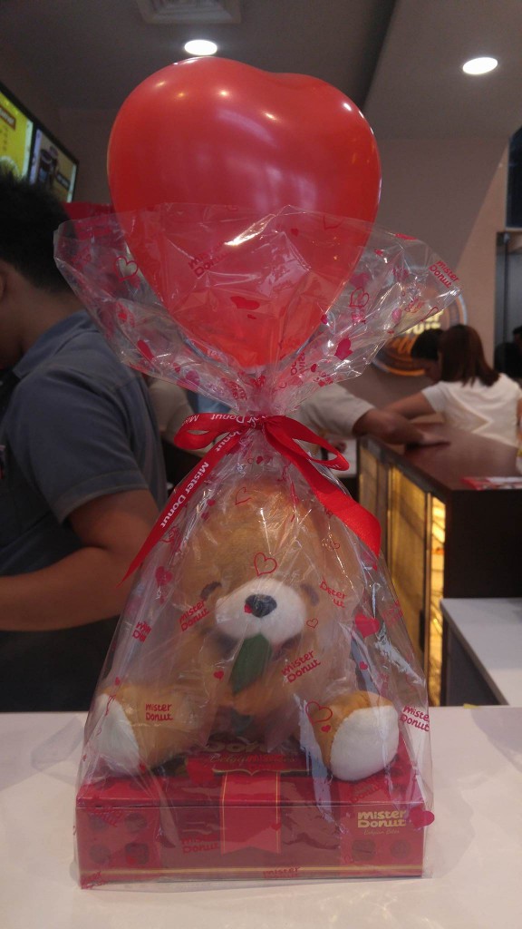 Mister Donut Has Sweet Surprises for Valentine's Day 3 Mister Donut Teddy