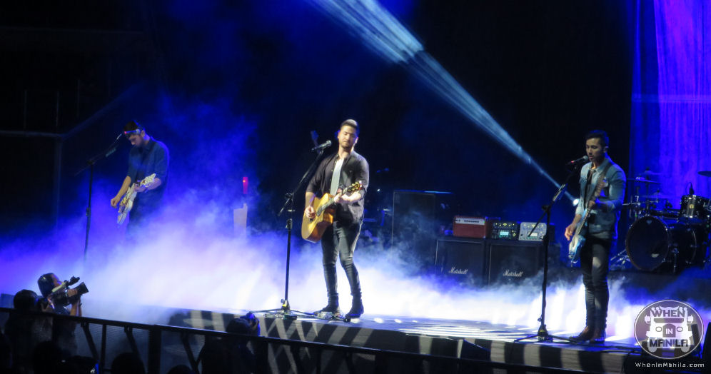 Boyce Avenue Live in Manila 2016 1