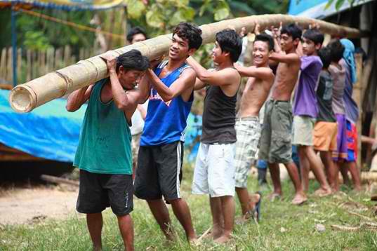 LOOK Davao Locals Build Bridge Using Bamboo 2