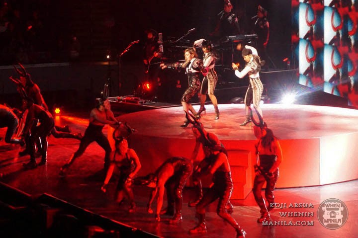 Madonna concert Manila (13)