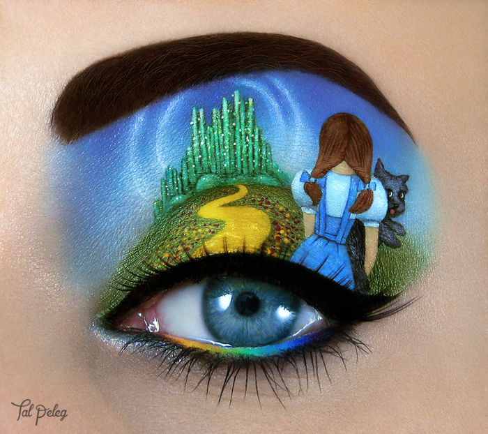 LOOK Woman Paints Scenes From Books, Musicals, and Movies as Eyeshadow Designs 2