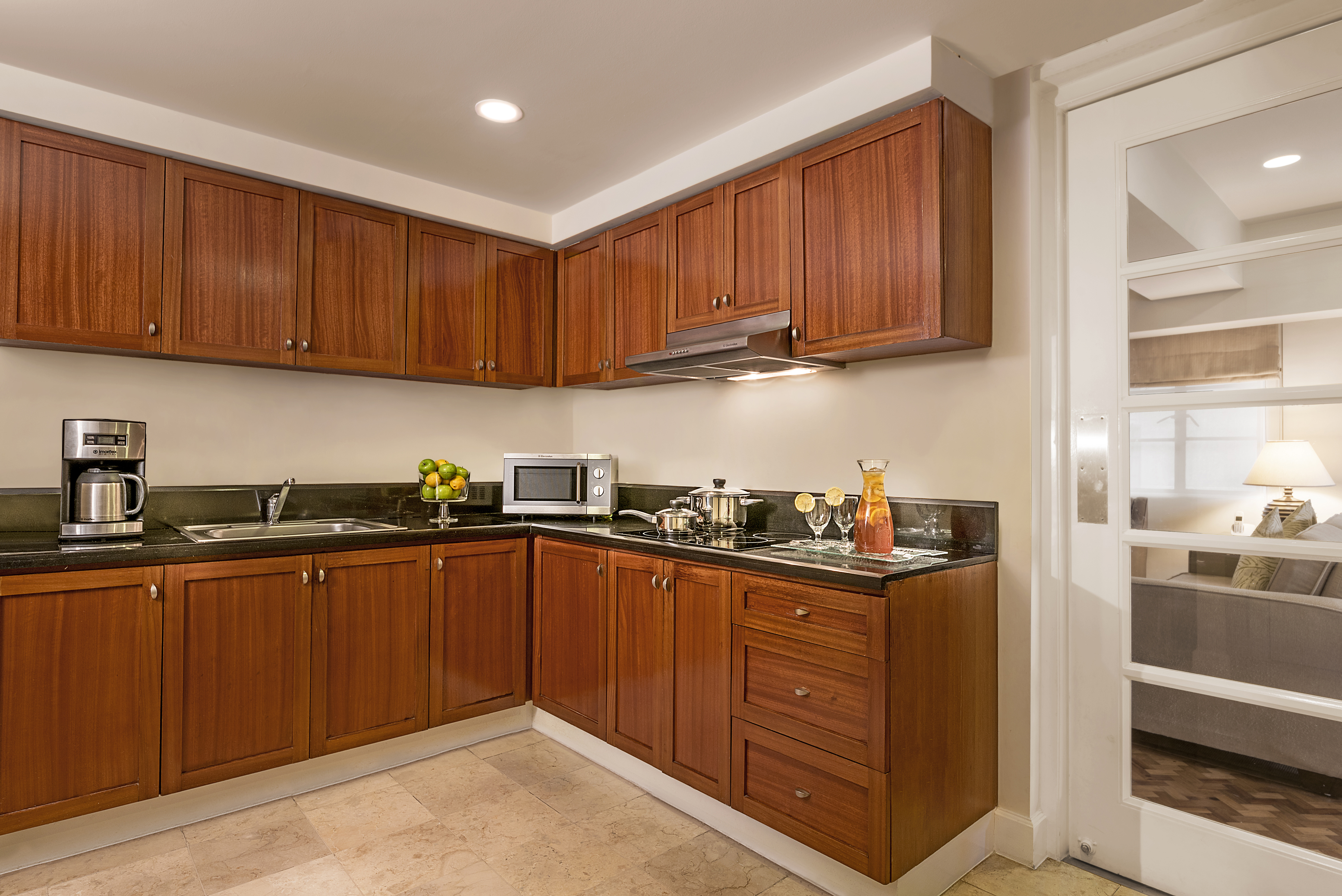 Somerset Olympia: 8 Reasons To Visit This Pet Friendly Hotel In The Heart Of Makati 4 SR_Philippines_Makati_Som Olympia_2BRM Premiere_Kitchen - LR
