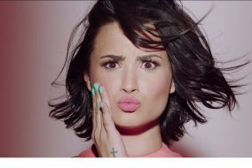 Skechers Burst for Women: Behind the Scenes with Demi Lovato