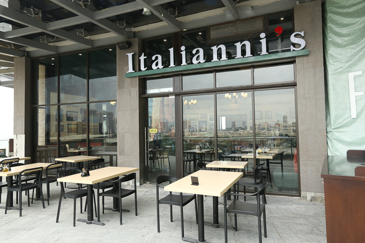 Italiani's Uptown Mall The Fort Megaworld Corp (5 of 9)
