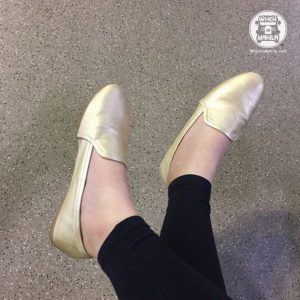 dainty deck shoes when in manila 37