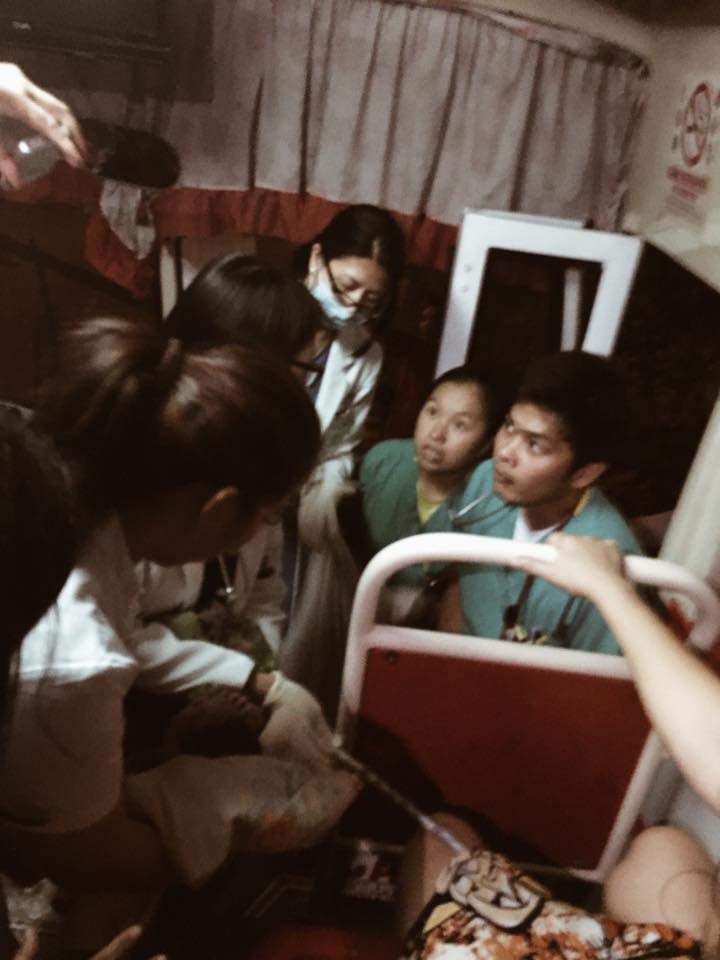 Young Commuter Shares Inspiring Story of "Millennial Version of Bayanihan"