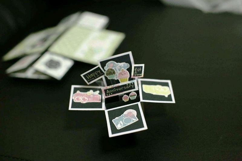 This Might Be One of the Nicest and Most 'Ma-Effort' DIY Anniversary Gifts We've Seen! 6 Endless Card (2)