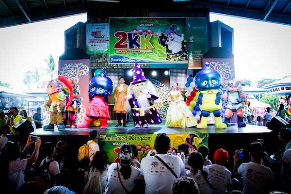 THE MAGIC LIVES ON: 2KK Goes to EK 2016 5 2KK Goes to EK6