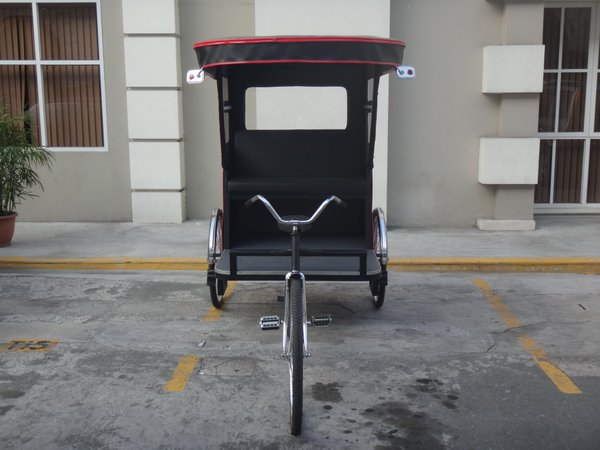 LOOK Mapua Designed a Sleek Pedicab Prototype 3