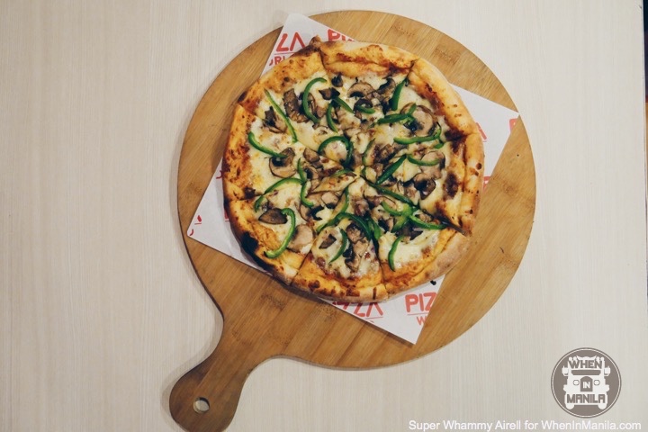 Pizza-world-2-Photo 11-06-2016, 1 50 40 AM