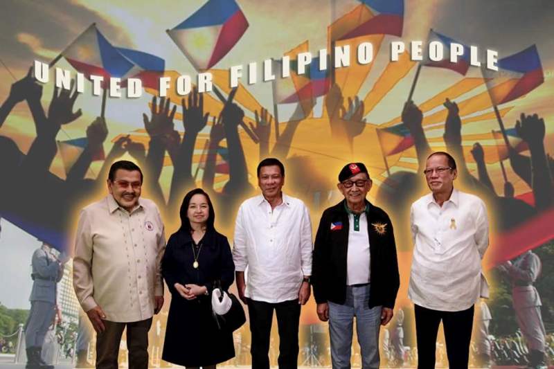 Duterte and 4 presidents (5)