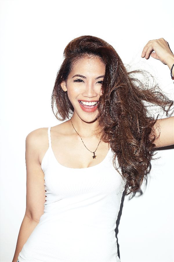 People Spotlight: Gee Canlas, A New Breed of Comedy Superstar 4 People Spotlight: Gee Canlas, A New Breed of Comedy Superstar