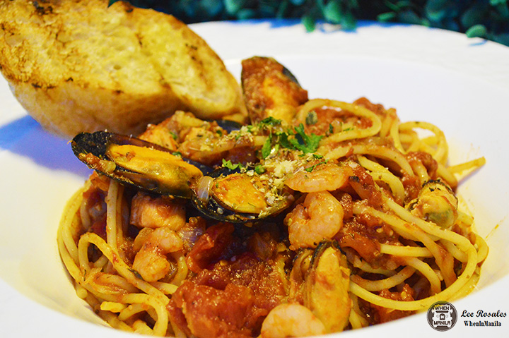 3 New Must-Try Restaurants in Cebu 8 skydeck seafood marinara