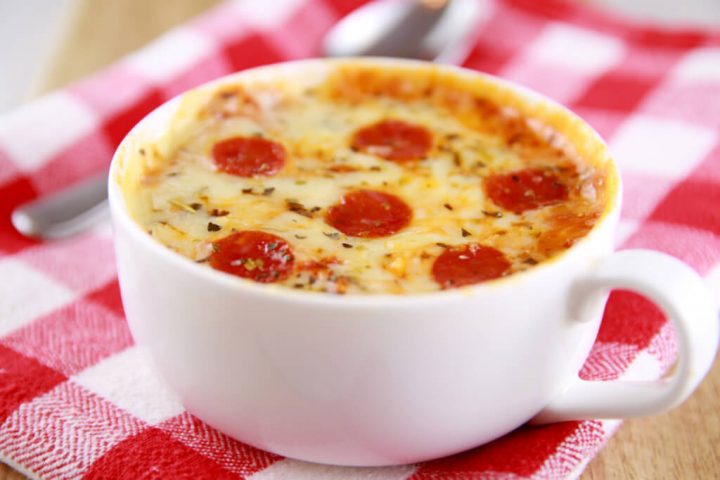 Easy and Yummy Mug Recipes For Lazy Cooks 8 mug pizza