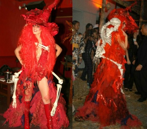 10 Pictures That Prove Heidi Klum is the Queen of Halloween 1 10-pictures-that-prove-heidi-klum-is-the-queen-of-halloween-10