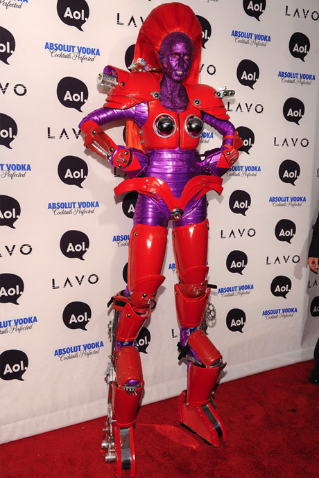 10 Pictures That Prove Heidi Klum is the Queen of Halloween 5 10-pictures-that-prove-heidi-klum-is-the-queen-of-halloween-6