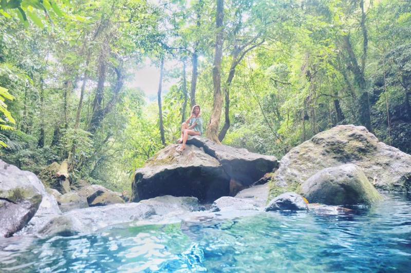 TRAVEL: This Falls in Laguna Looks Like the Enchanted River in Surigao del Sur 4 bukal-falls-laguna-3
