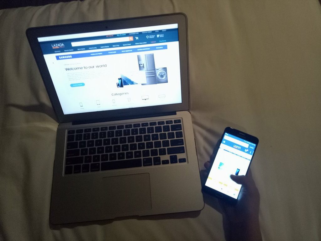 Literally, 10 Super WIN Experiences That Will Make You LOVE Online Shopping! 7 samsung-lazada-online-shopping-4