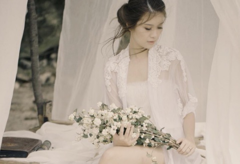 LOOK Blogger Tricia Gosingtian Stuns in Pre Wedding Shoot