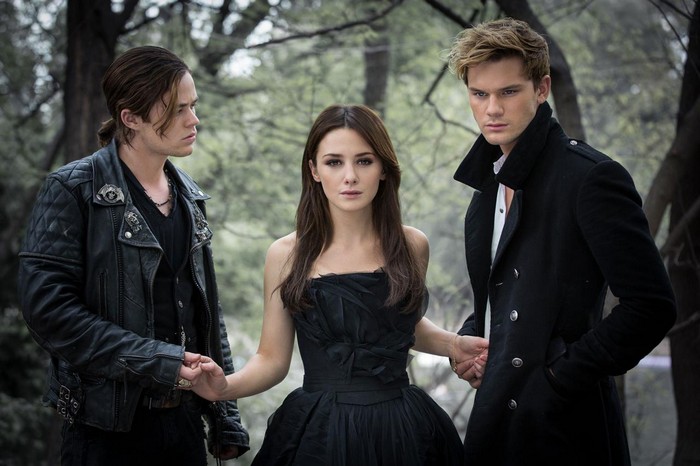 Fallen movie Lauren Kate