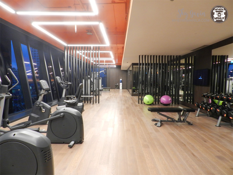 Feel Right At Home In Makati's Newest I'M Hotel