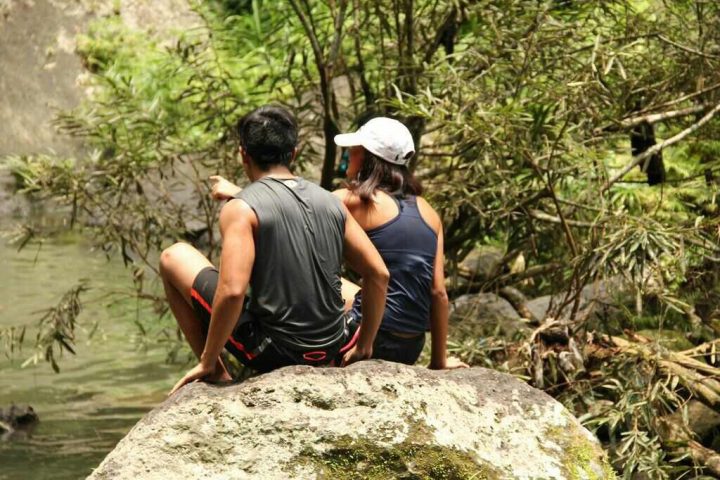 LOOK: This College Couple's Tagaytay Date Makes Us MELT 2 kara johann