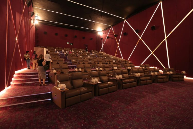 Level Up Romantic Movie Dates with the State-of-the-Art Venice Cineplex at Venice Grand Canal 4 image-0-02-06-ffa7e18e5c1c738a9c56430701d23c6b3c0ddab21cdee1d8ace367f4590f749d-v