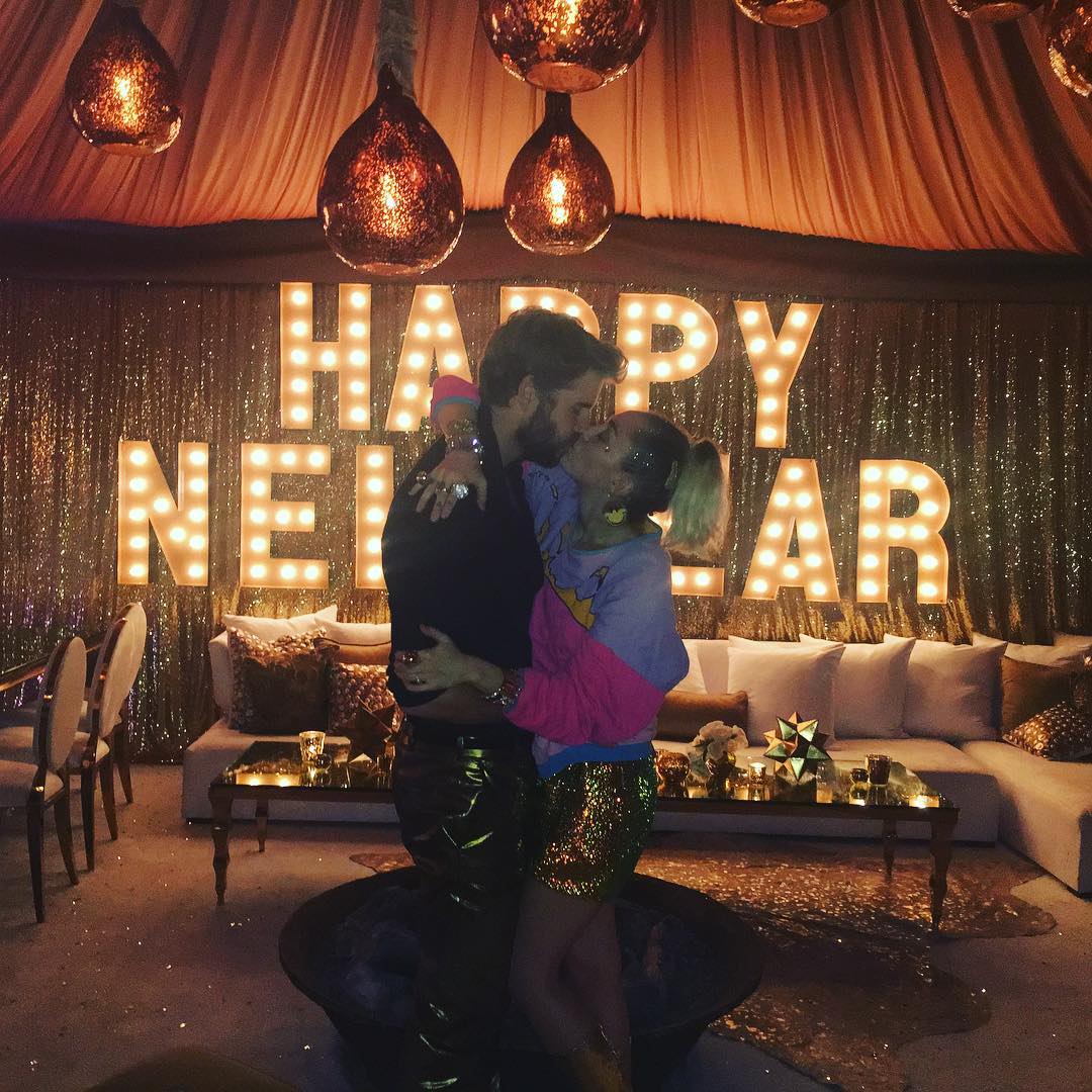 miley cyrus liam hemsworth