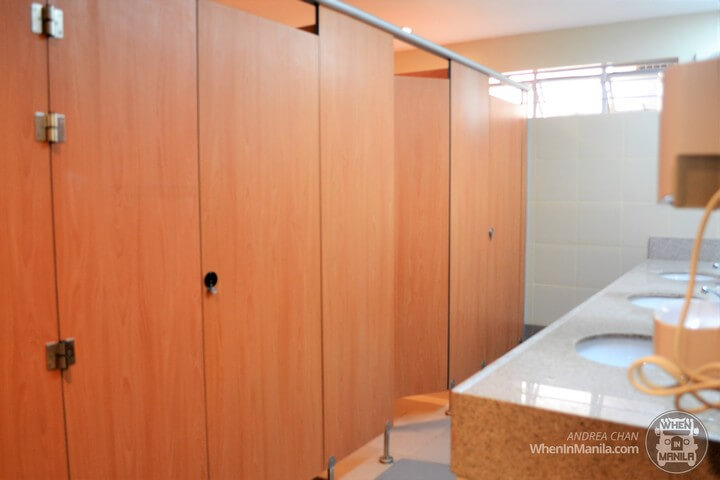 8 Restrooms in Ateneo For Your "No. 2" Needs 6 ADMUTOILETS-socsci1