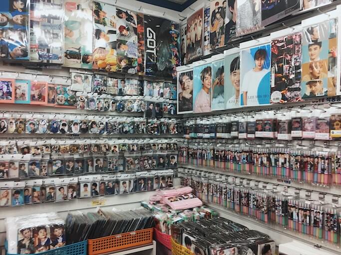 LOOK: This K-Drama Tour By A Blogger Will Make You Say "Daebak!" 5 Kdrama Tour 2