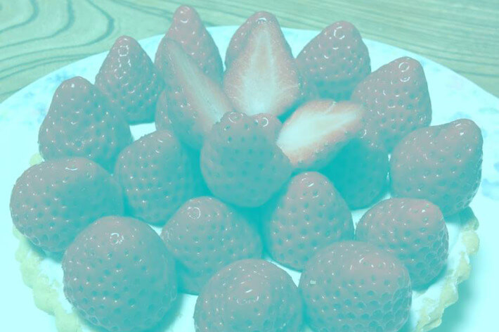 This Picture of Strawberries Doesn't Have the Color Red in it