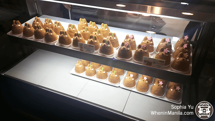 shirohige's cream puff factory - display 1