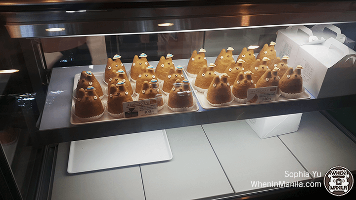 shirohige's cream puff factory - display 2