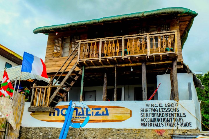 Monaliza Surf Resort